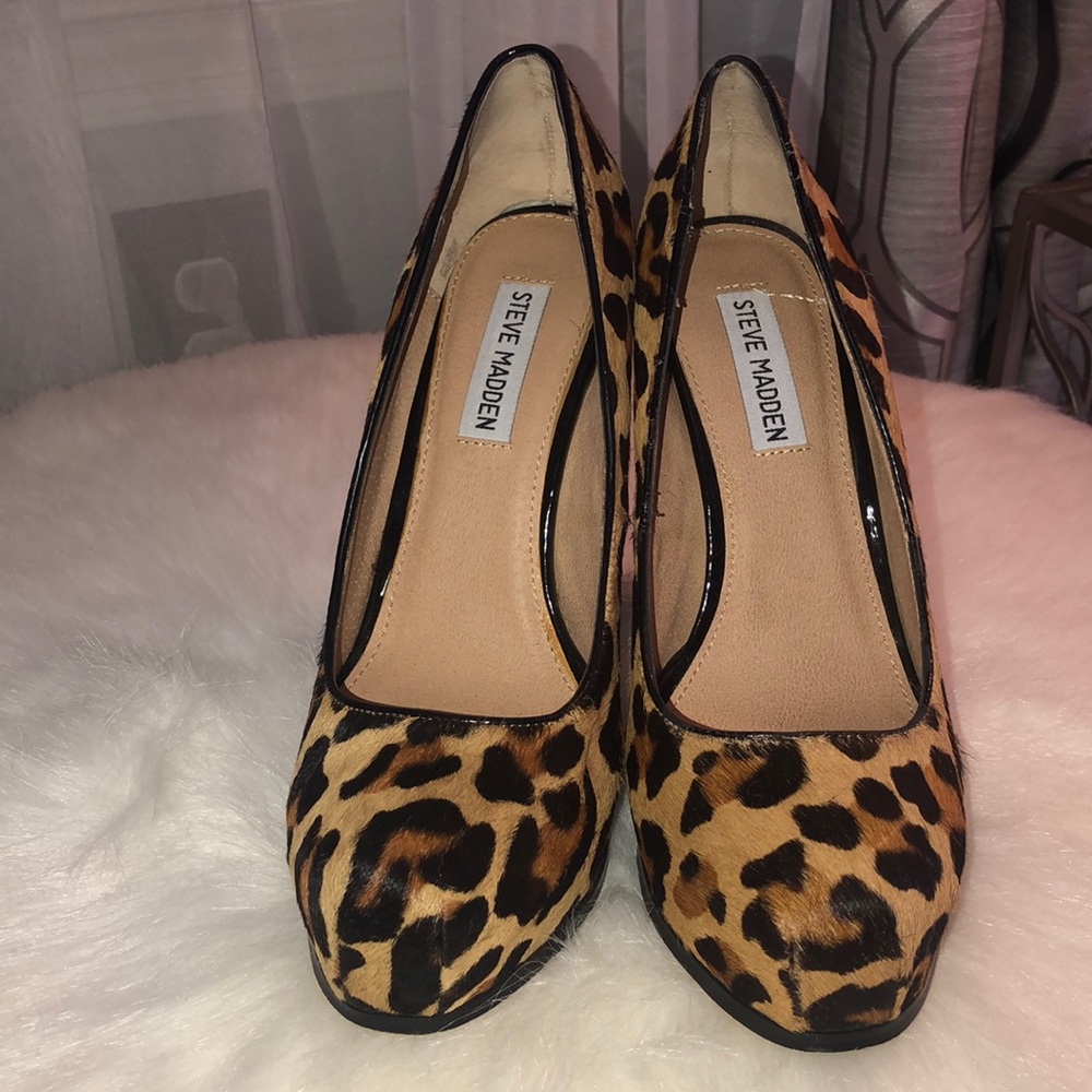 ❗️SOLD❗️LEOPARD HEELS